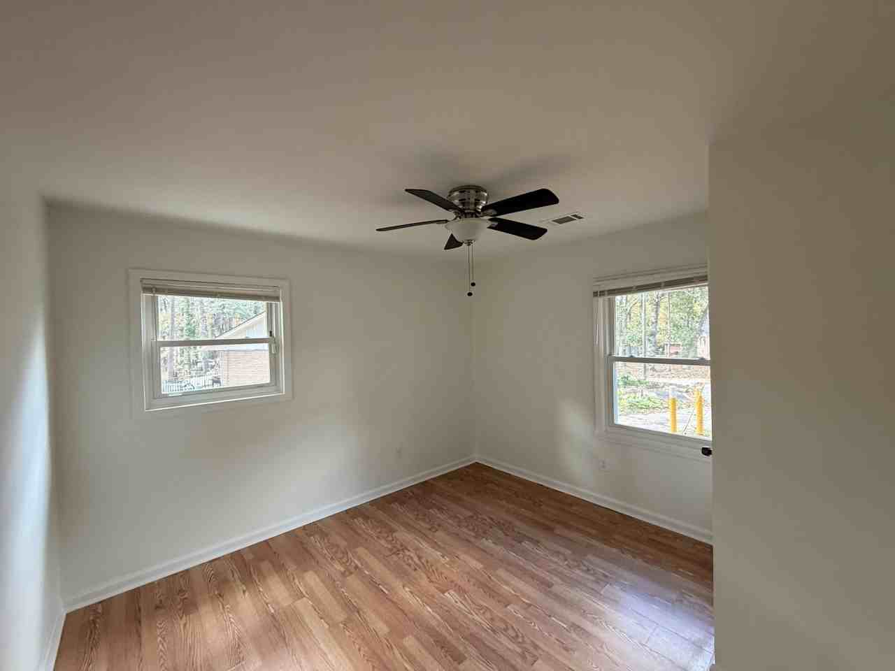 8450 Gettysburg Court - Photo 3 of 11