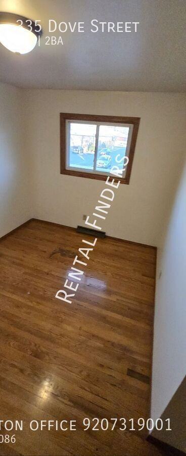 335 Dove St - Photo 6 of 13