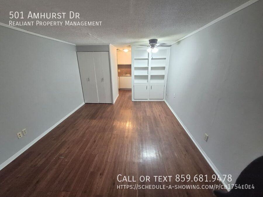 501 Amhurst Dr - Photo 2 of 8