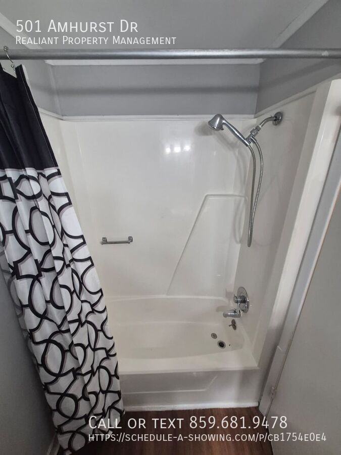 501 Amhurst Dr - Photo 6 of 8