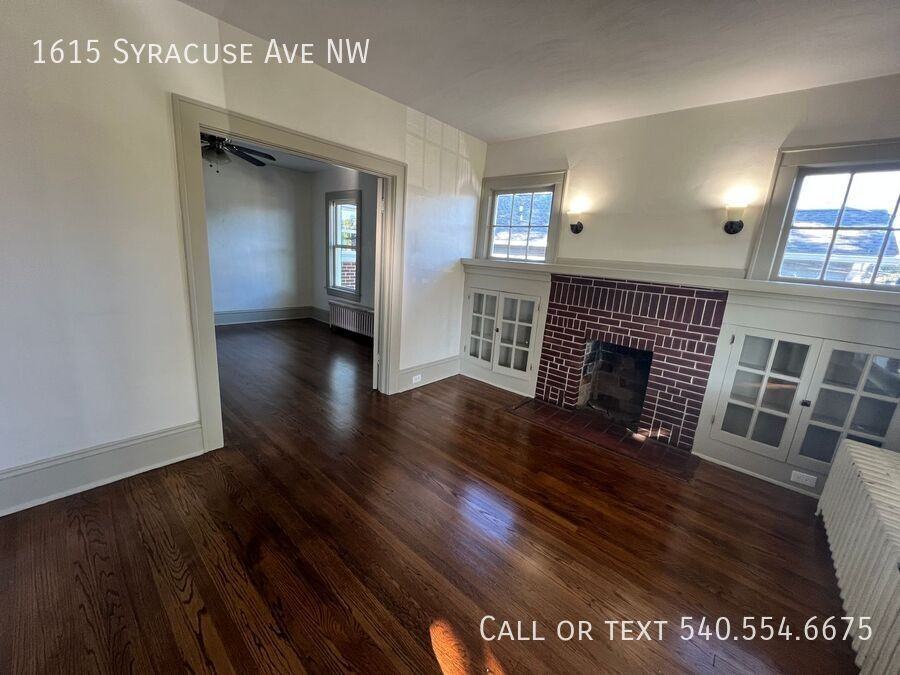 1615 Syracuse Avenue Northwest - Photo 2 of 15