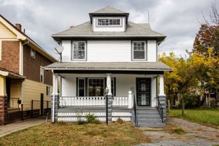 9711 Parmelee Ave - Photo 1 of 1