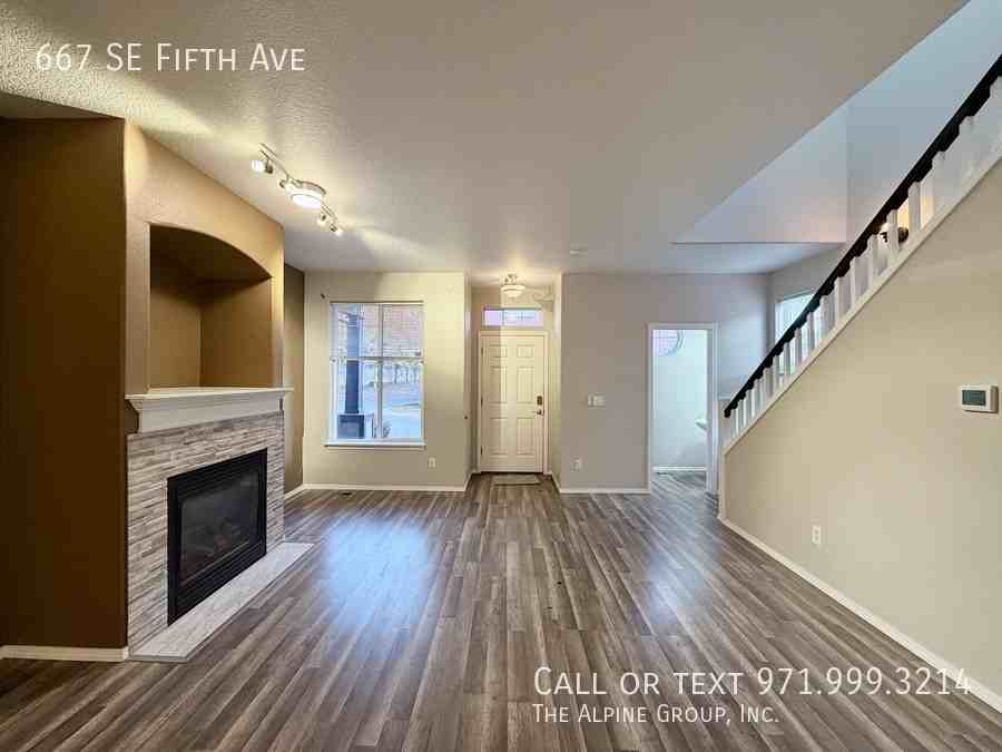667 Southeast 5th Avenue - Photo 3 of 43