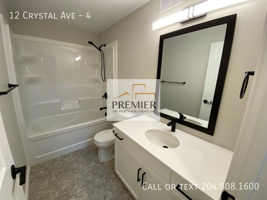 12 Crystal Avenue #4 - Photo 5 of 11