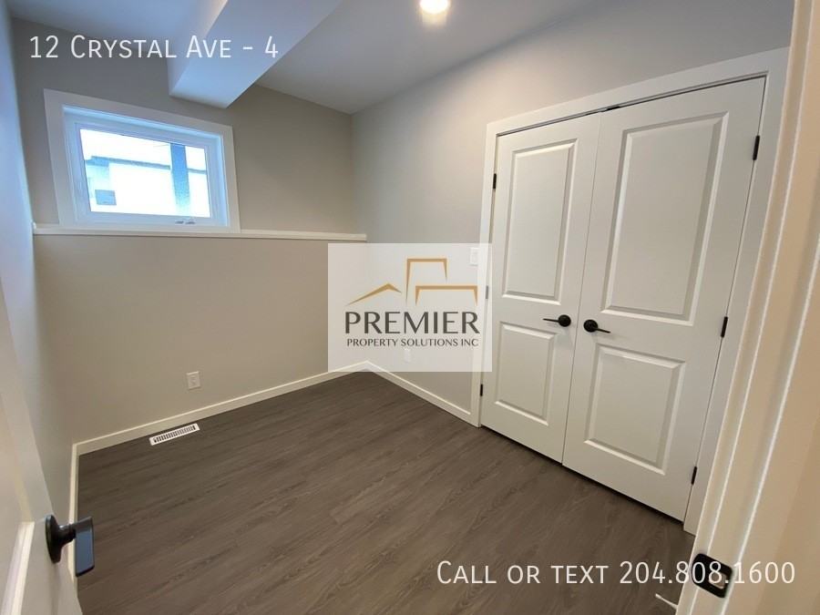 12 Crystal Avenue #4 - Photo 7 of 11