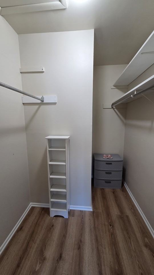 2910 Wacos Dr #NA - Photo 6 of 35