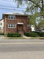 featured image of 700 Roselle St #1stFL