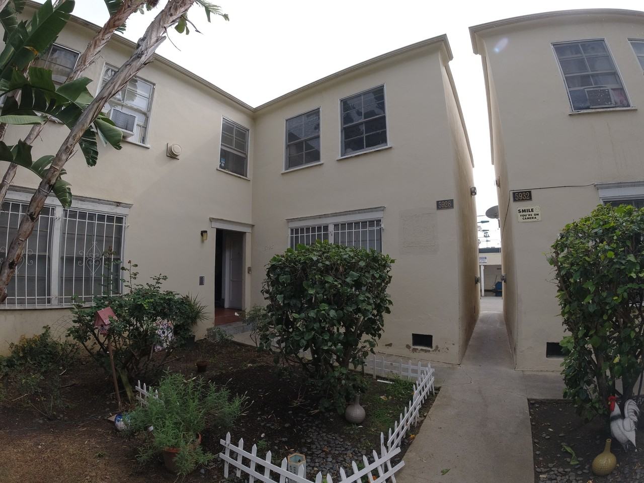 5928 Melrose Ave #3 - Photo 4 of 20
