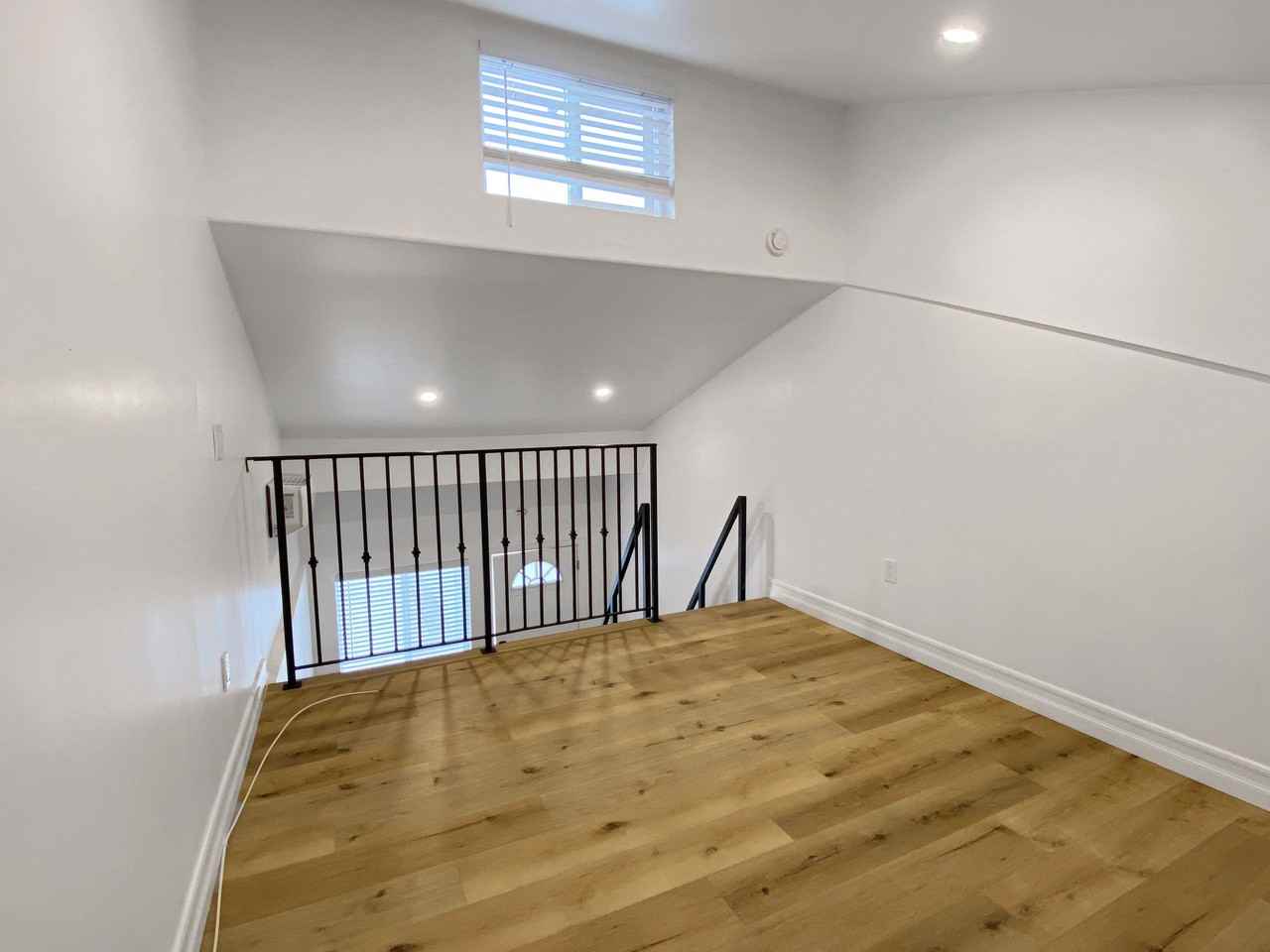 3009 Vancouver Avenue - Photo 7 of 11