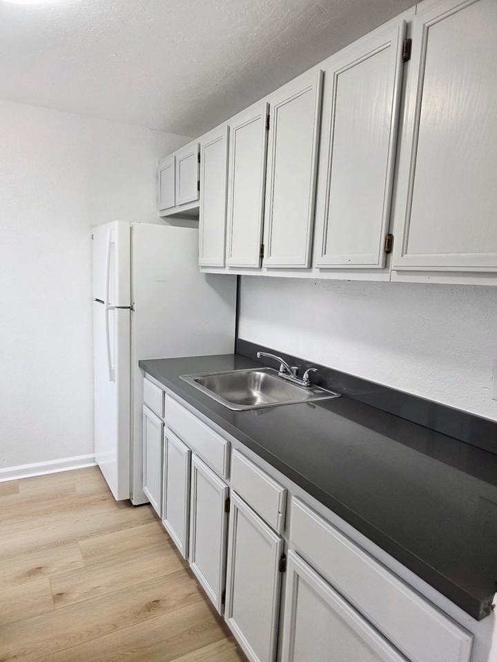 San Leandro Street - Photo 2 of 13