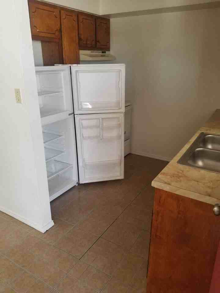 2095 La Palma St. - Photo 3 of 3