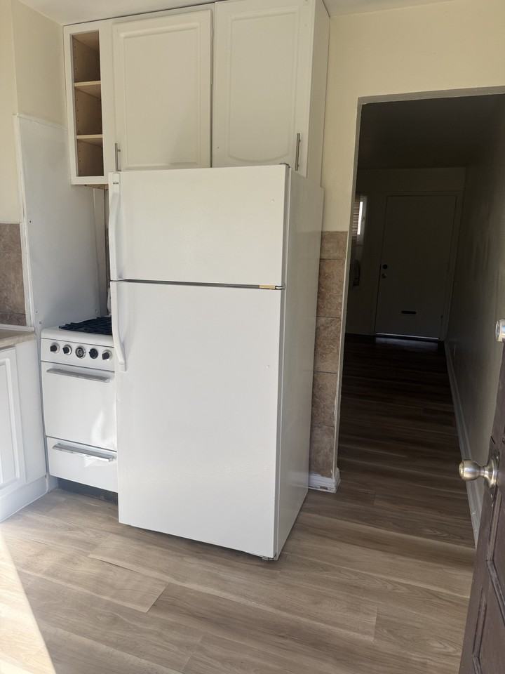 1585 Dudley Street - Photo 2 of 14