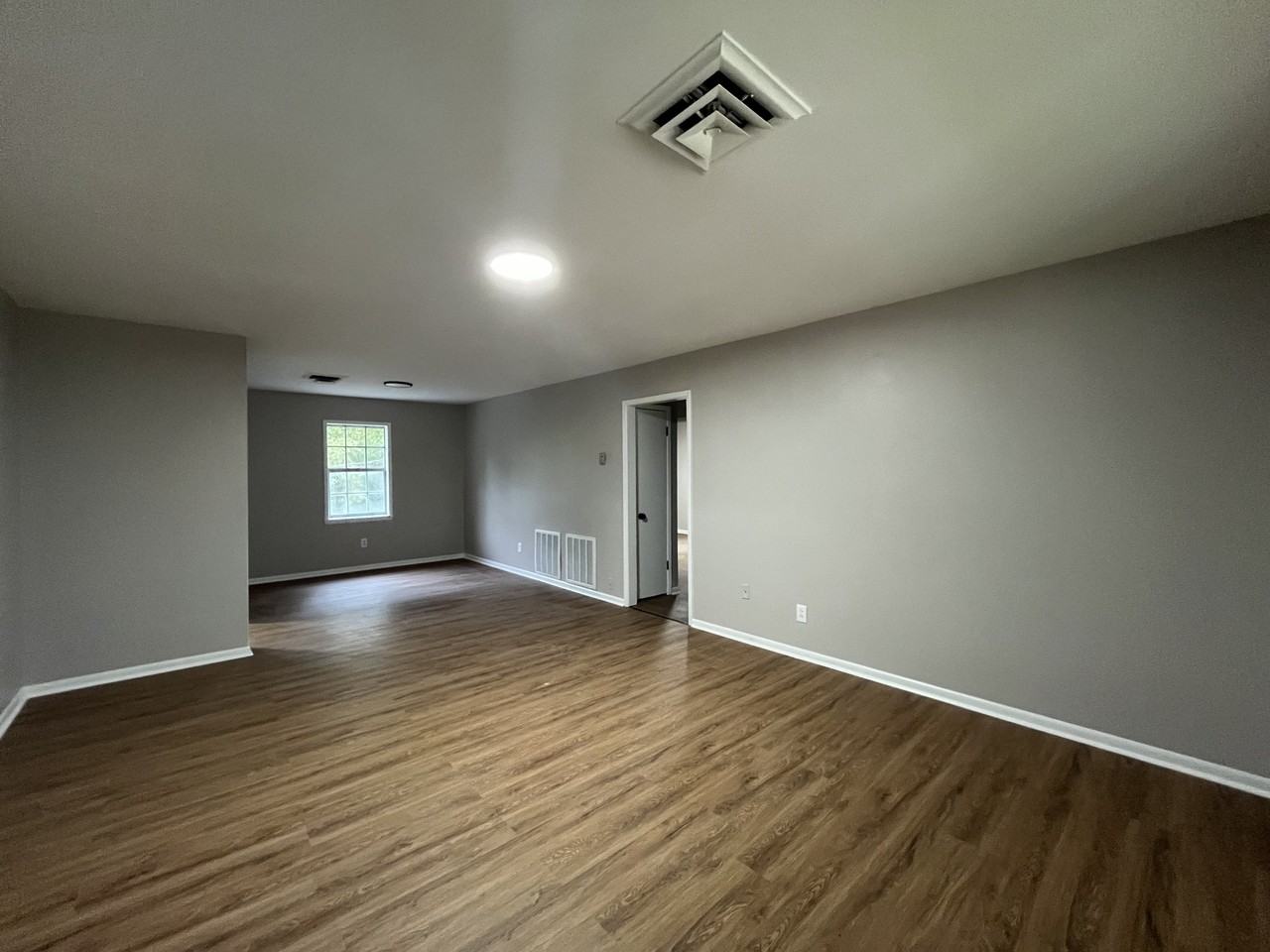 254 Lake Drive Unit 6 - Photo 2 of 10