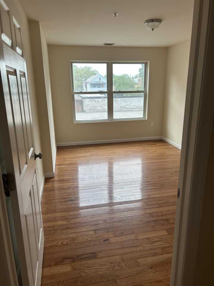 224 Hope Avenue - Photo 5 of 10