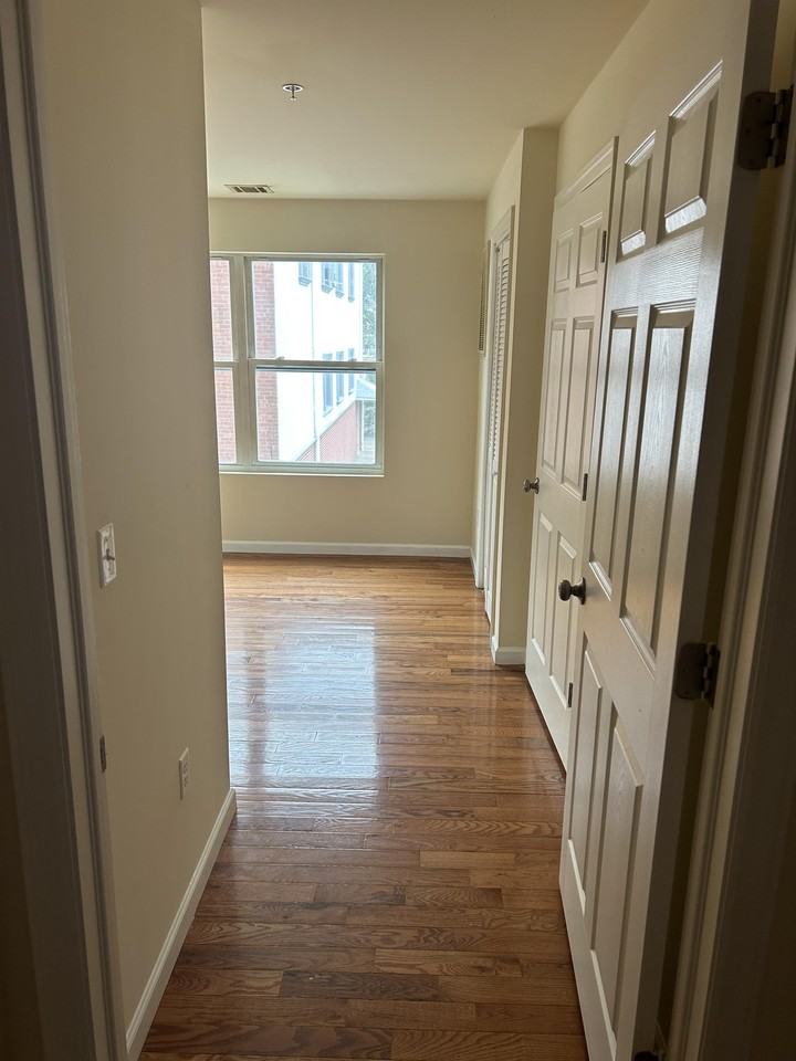 224 Hope Avenue - Photo 7 of 10