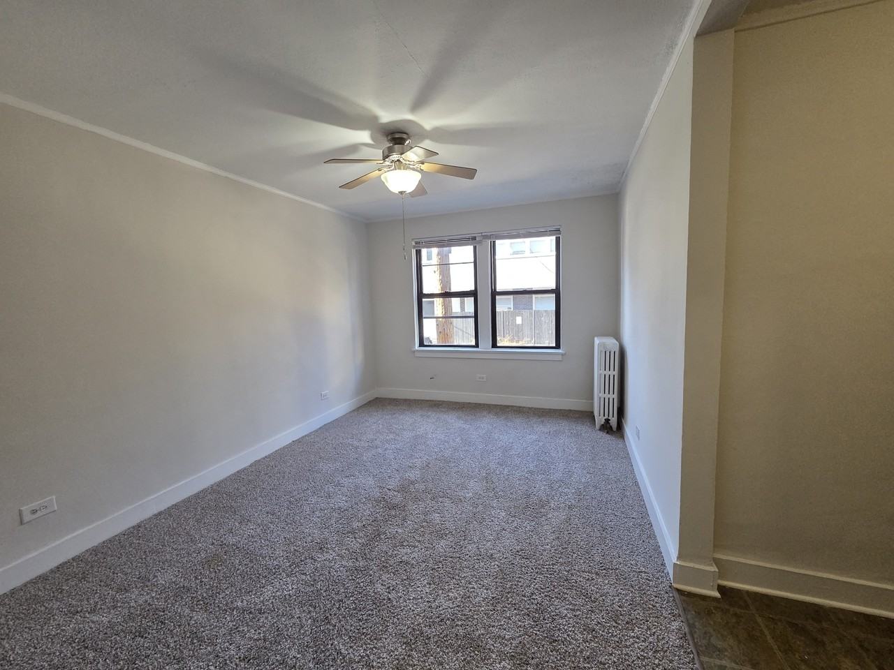 5210-14 S. Woodlawn - Photo 2 of 25