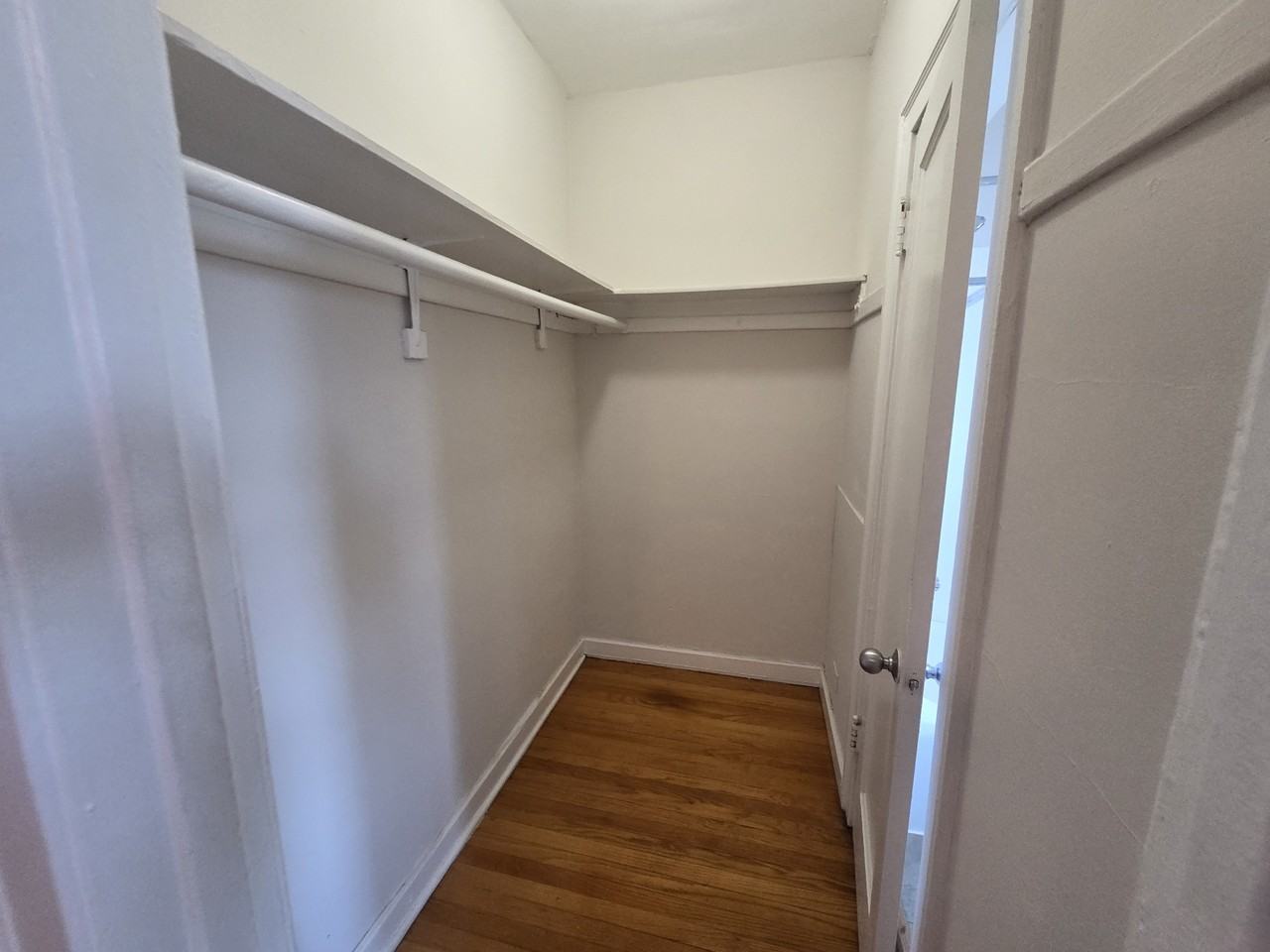 5210-14 S. Woodlawn - Photo 3 of 17