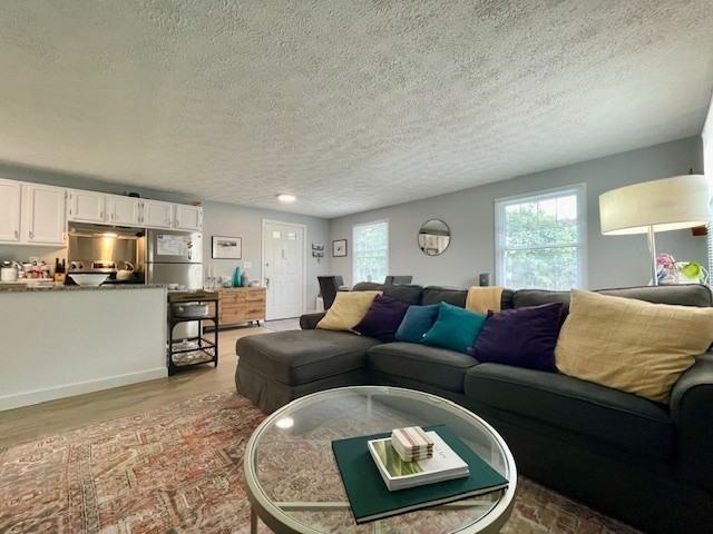 25 River Road - Photo 5 of 9