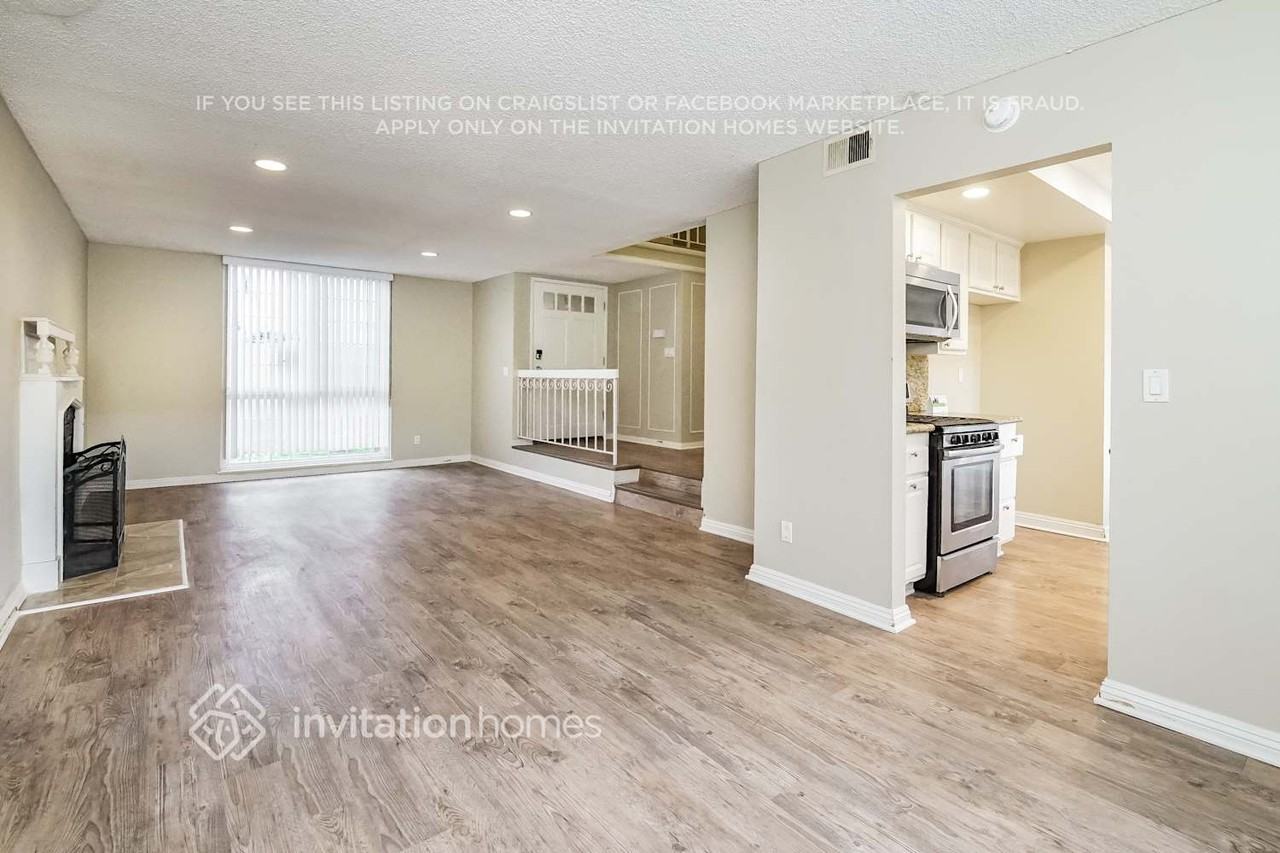 2177 North Fernwood Court - Photo 4 of 18