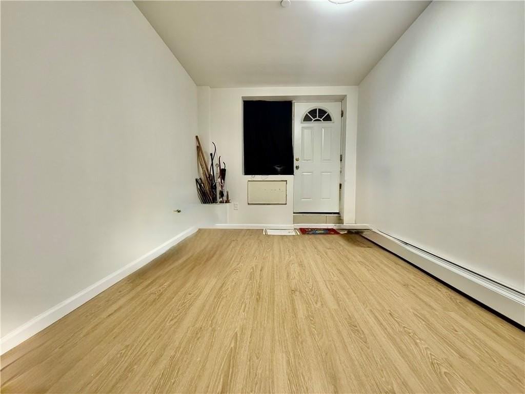 826 55th St #2 - Photo 4 of 8