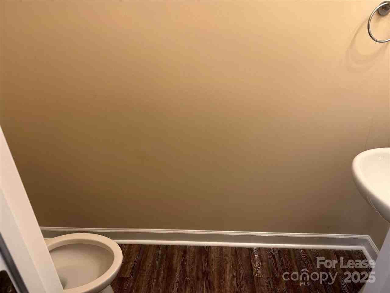 132 Brookwood Avenue Northeast - Photo 4 of 11