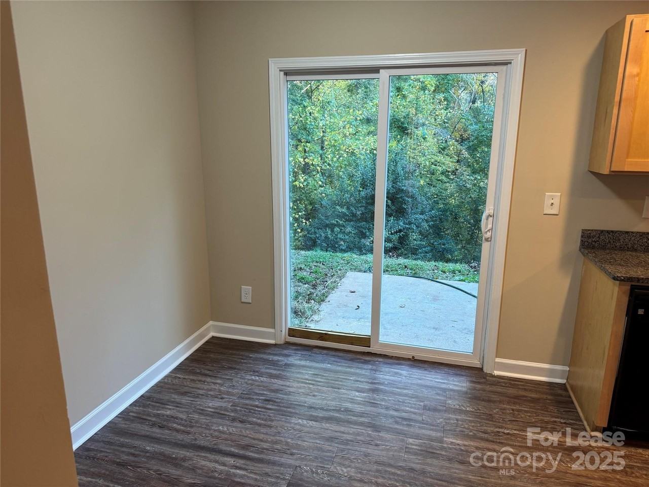 132 Brookwood Avenue Northeast - Photo 6 of 11