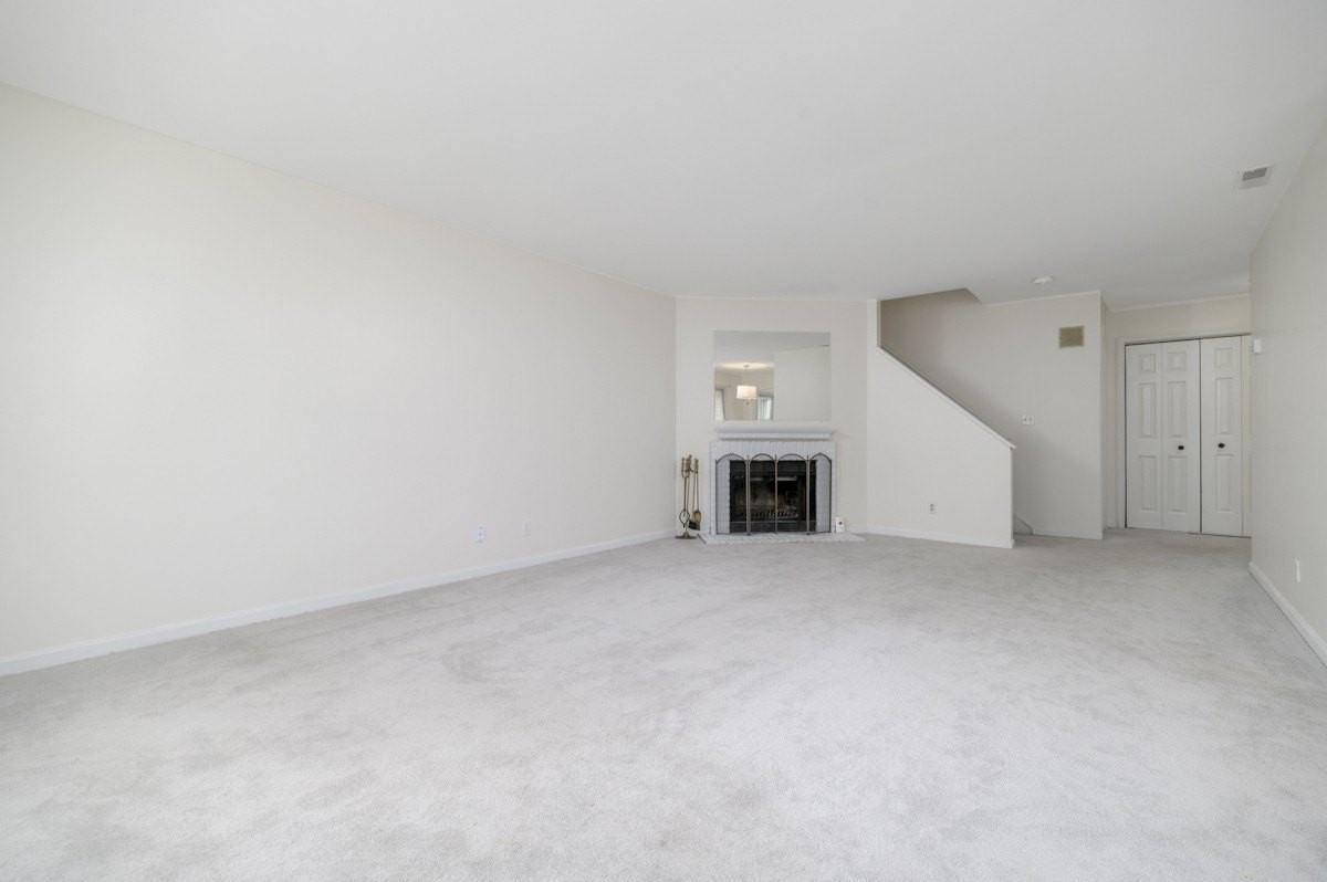 170 Forest St #12 - Photo 5 of 23