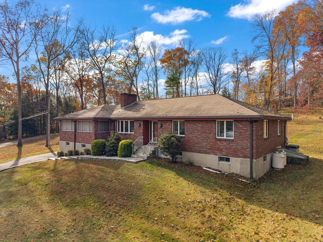 117 Church Hill Rd - Photo 2 of 40