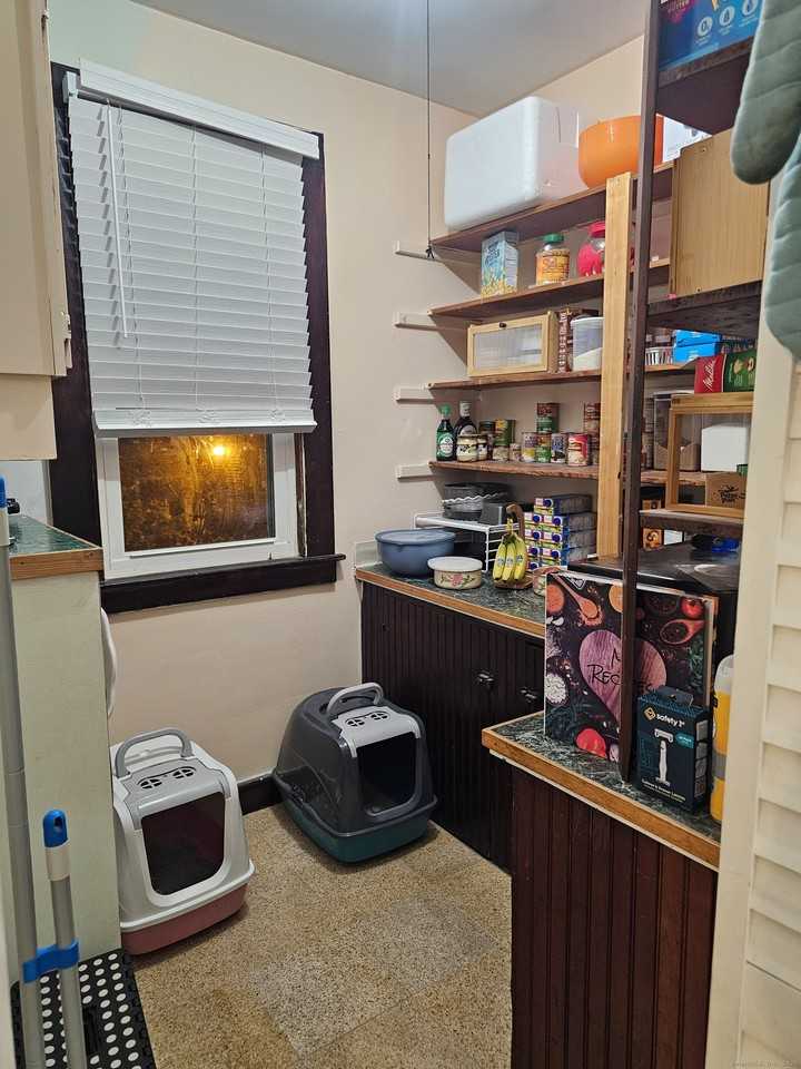 204 Broad St #3 - Photo 4 of 11