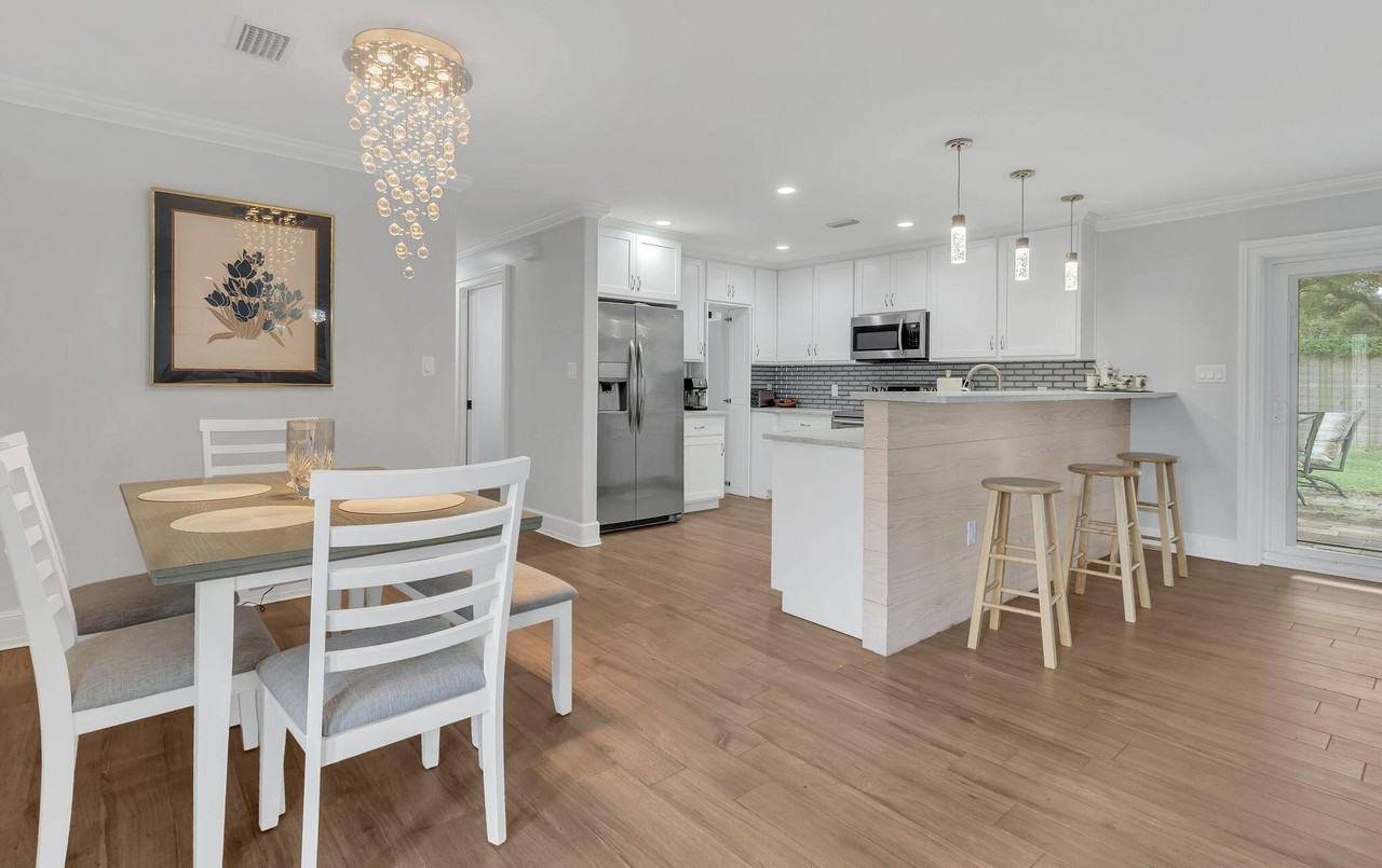 221 South Lorraine Drive - Photo 6 of 28