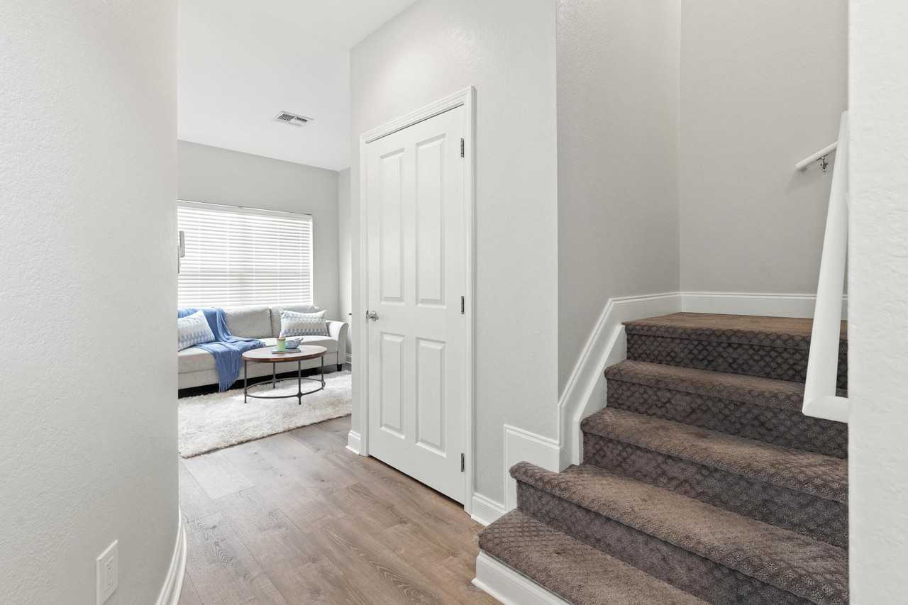 24 Talon Ct #3 - Photo 2 of 23