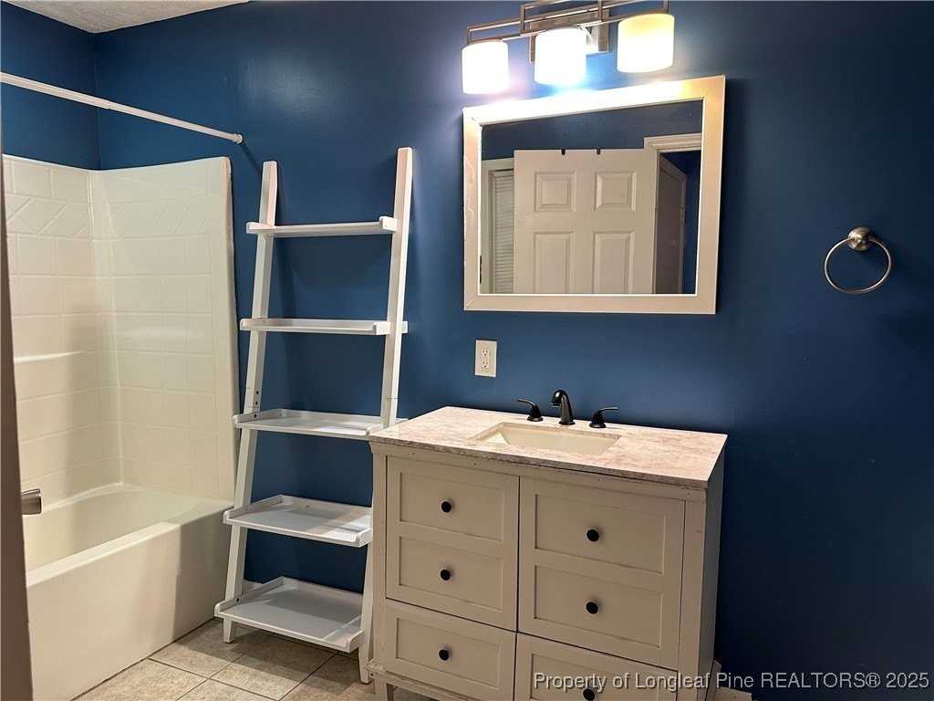 209 Spears Dr - Photo 2 of 12