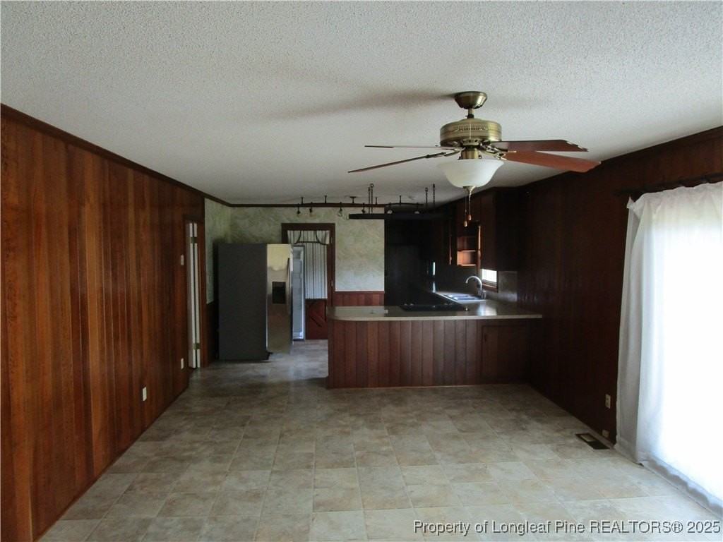 615 Galloway Dr - Photo 7 of 17