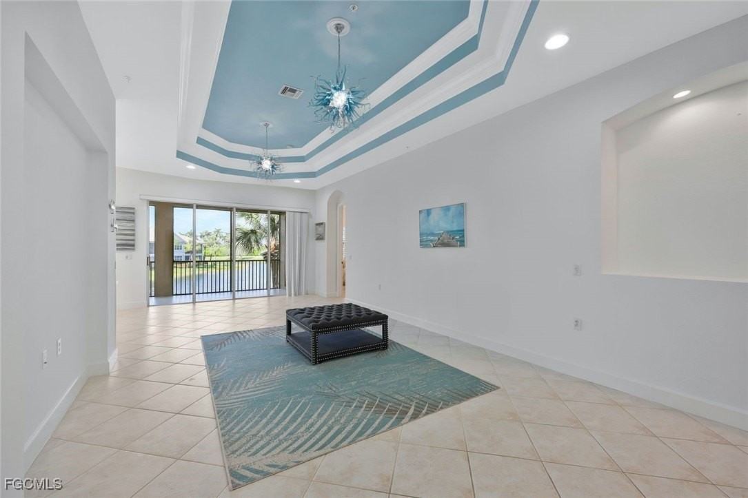 10085 Valiant Ct Apt 201 #201 - Photo 6 of 15