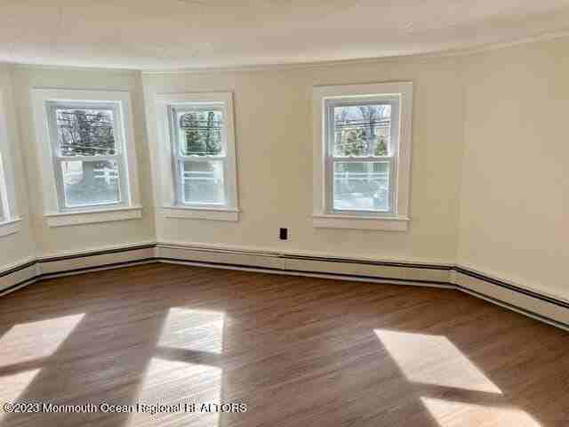 148B W Sylvania Ave #B - Photo 4 of 6