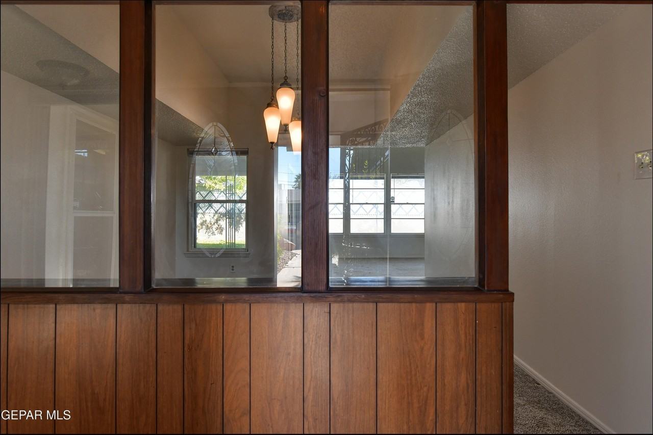 3433 Clearview Ln - Photo 7 of 50