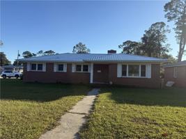 featured image of 2222 Parkwood Dr