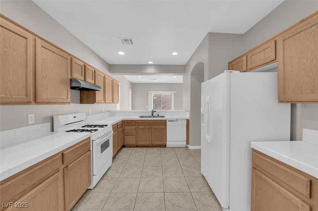 7931 Severn Valley St - Photo 2 of 19