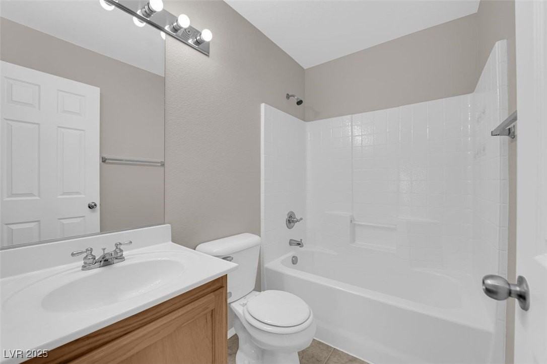 7931 Severn Valley St - Photo 6 of 19