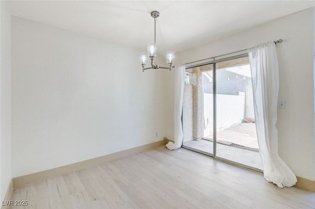 9409 Hershey Ln - Photo 7 of 39