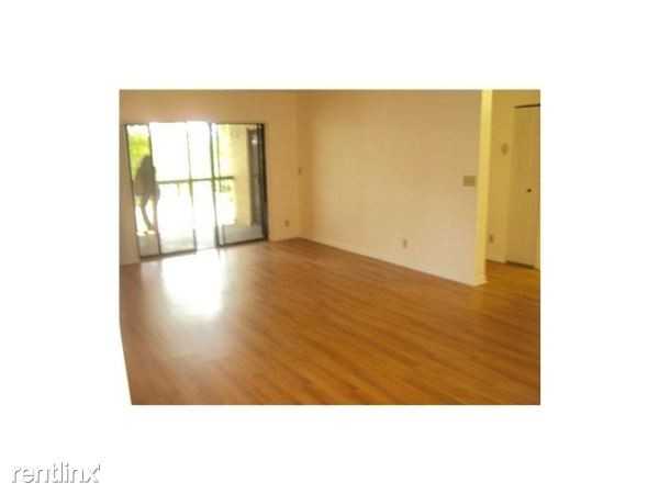 Grand Oasis - Photo 3 of 4