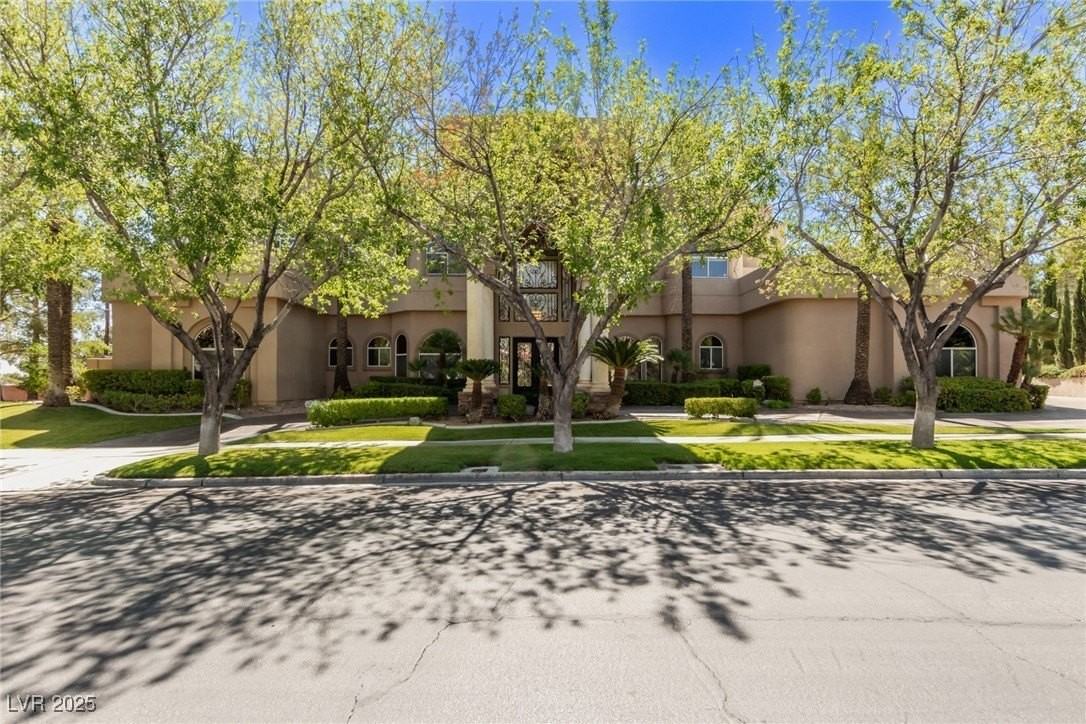 1008 Trophy Hills Dr - Photo 4 of 50