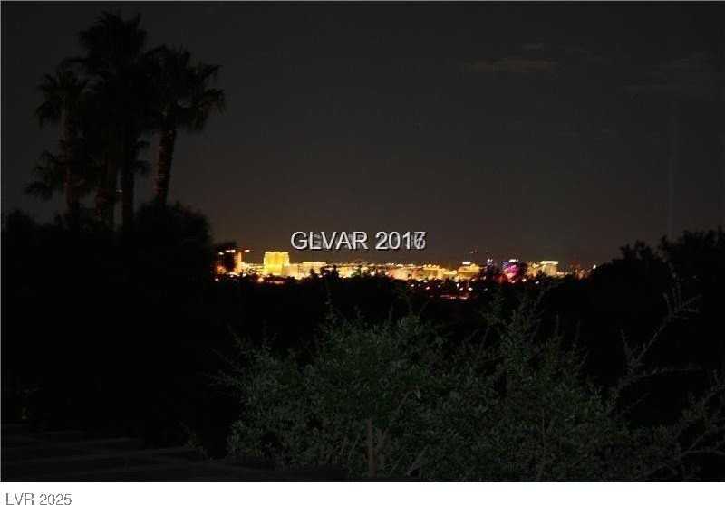 1008 Trophy Hills Dr - Photo 7 of 50