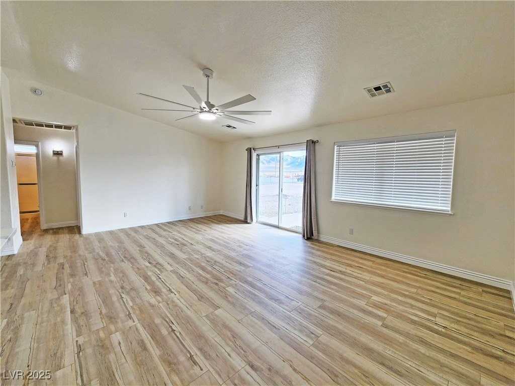 3741 Malibou Ave - Photo 7 of 44