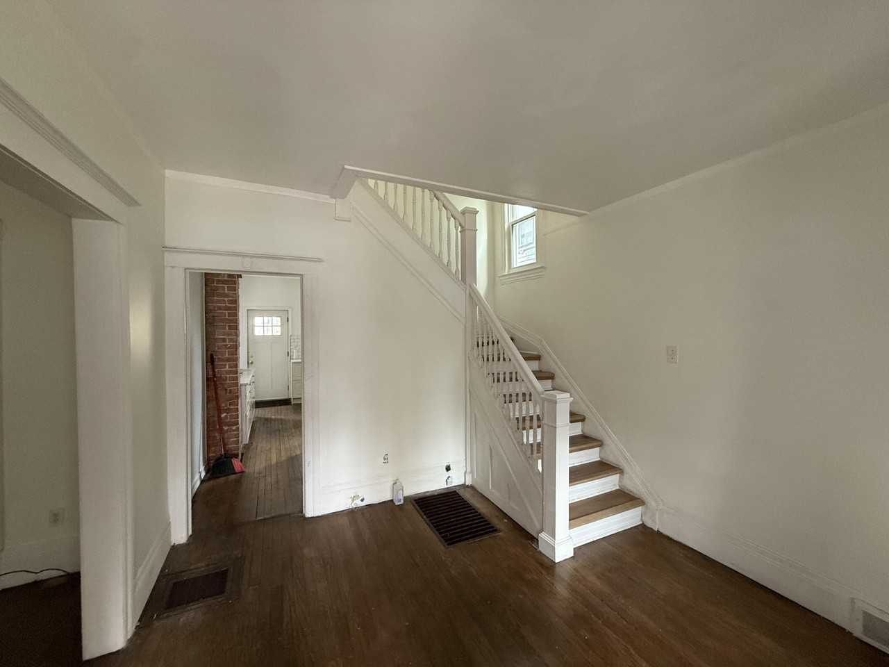 3788 Burns St - Photo 3 of 18