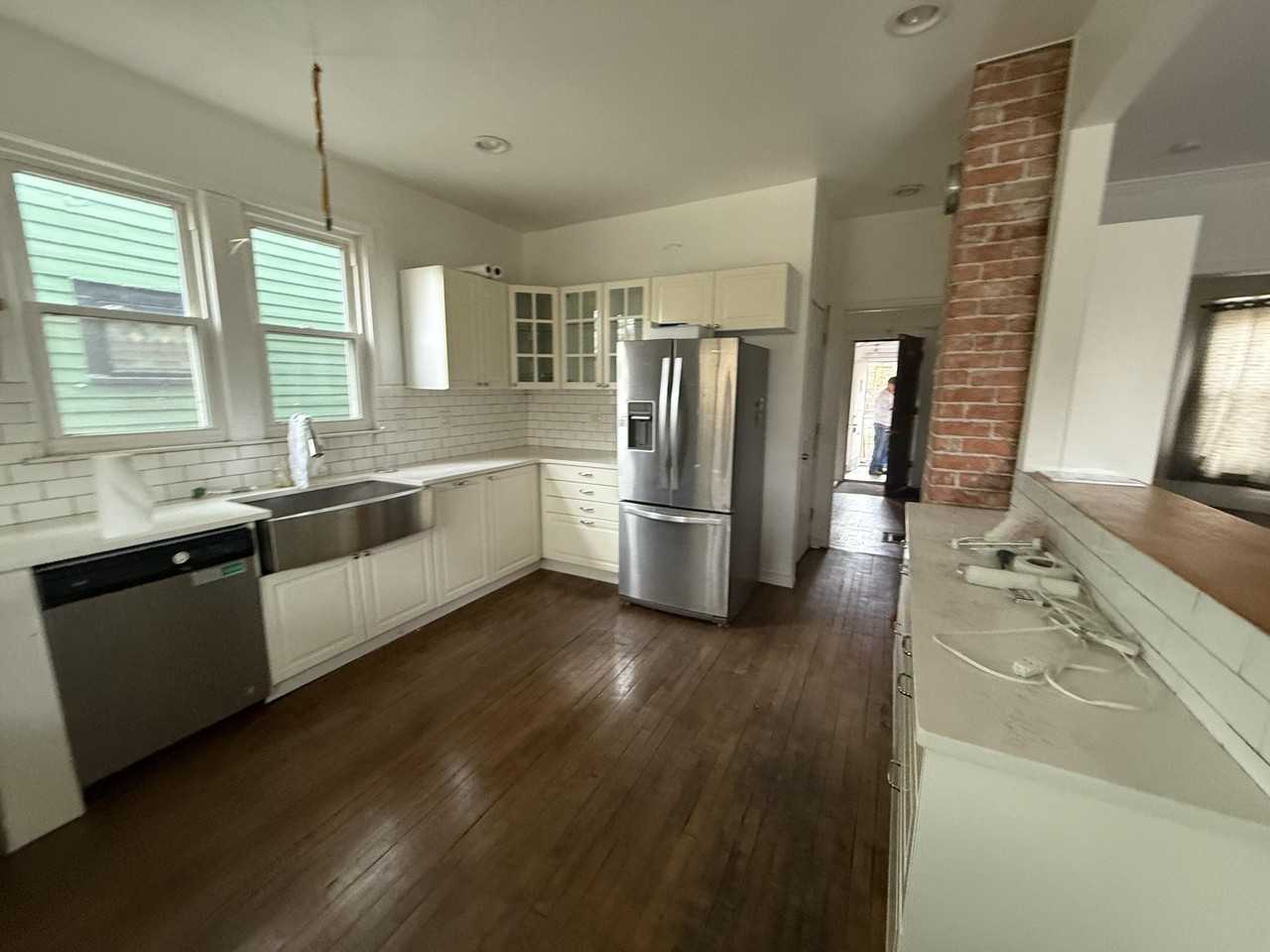 3788 Burns St - Photo 7 of 18