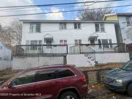featured image of 225 N Bromley Ave