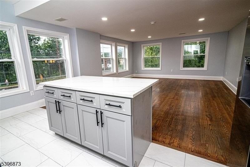 10 Codington Pl - Photo 5 of 14