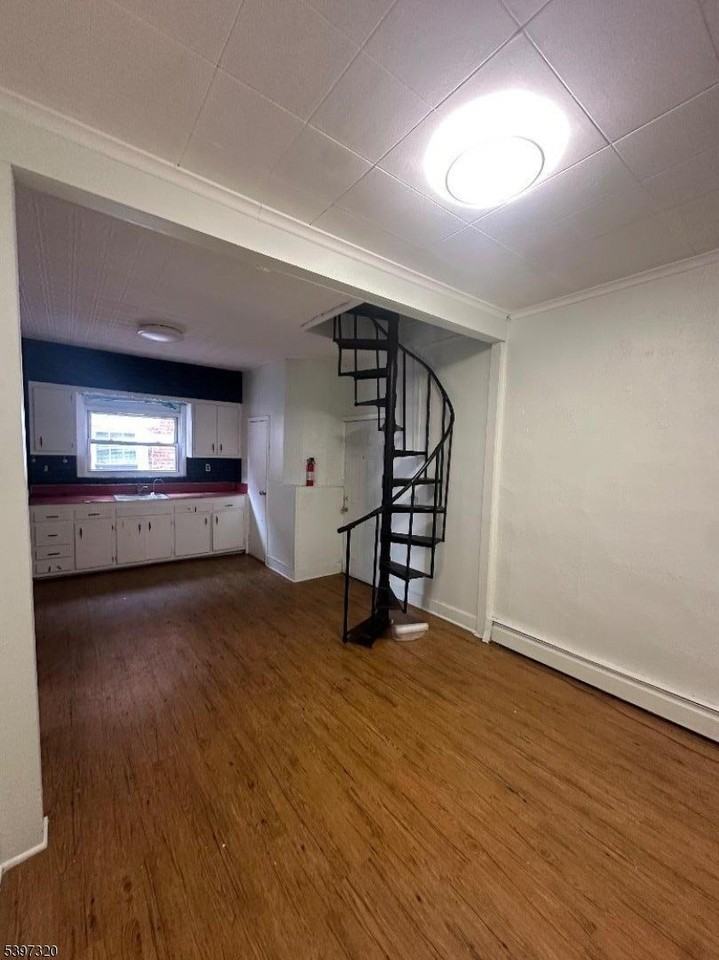 205 Parker Ave #2 - Photo 2 of 7