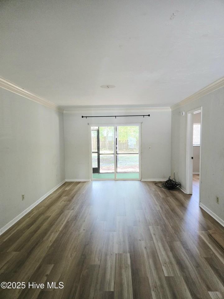 4437 Holly Tree Road - Photo 2 of 10